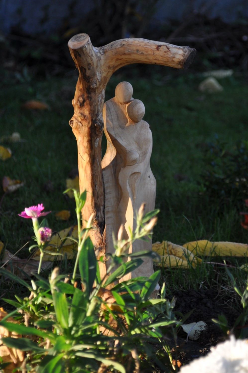 sculpture-hommage-a-notre-petite-chienne